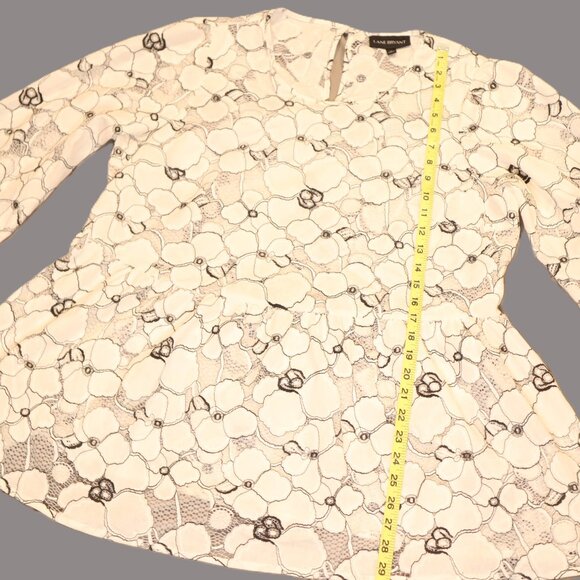 Lane Bryant Sheer Floral Lace Peplum Blouse – White/Black – Size 18 - Picture 3 of 6